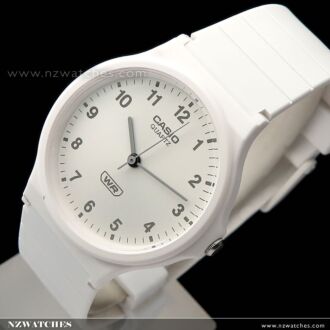 Casio Retro Vintage Unisex Analog Watch MQ-24-1E, MQ24