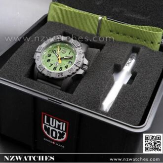 Luminox XS.3517.NQ.SET Navy Seal CARBONOX 45mm Mens Watch With Extra Strap 