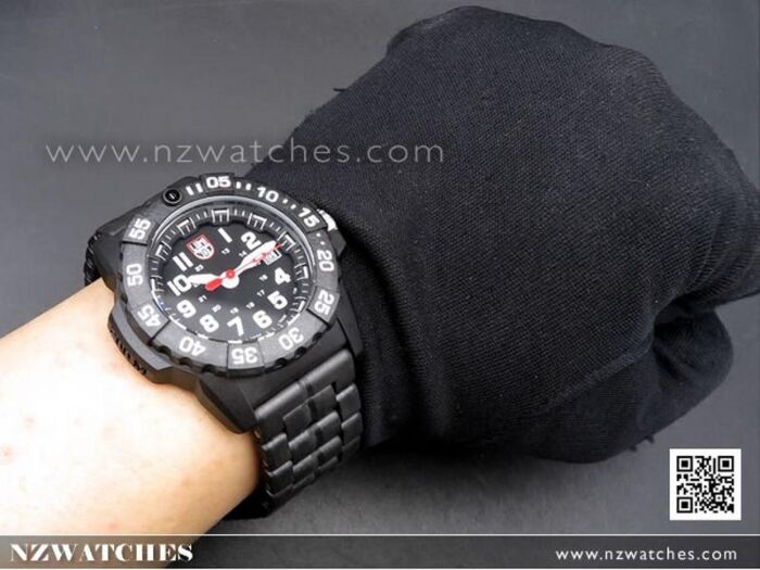 Luminox Navy Seal Trident Black Military Watch 3502 - Technical View