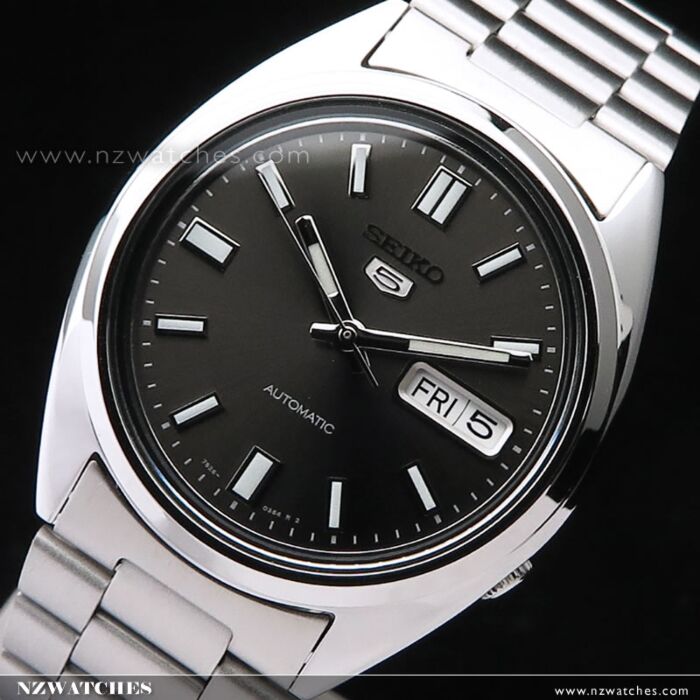 Seiko on sale 5 snxs79k