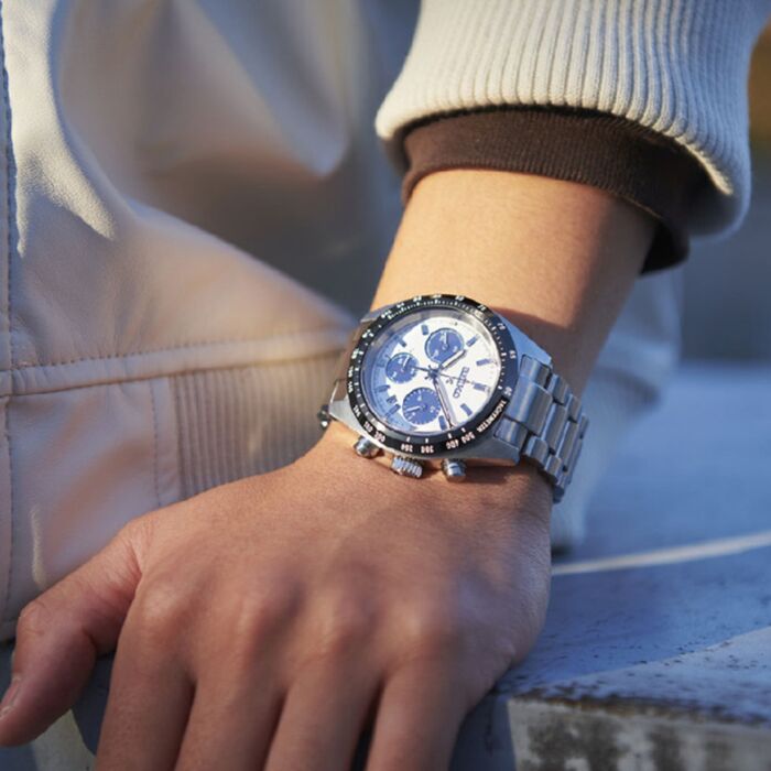 Seiko Porspex Chronograph Speedtimer Panda Solar Watch SSC813P1